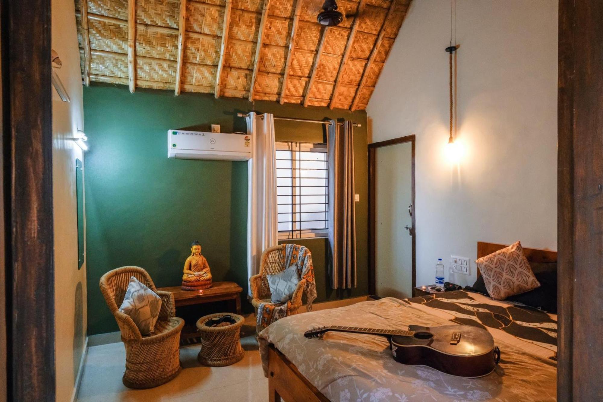 The Hideout Cottage And Restaurant Hampi Εξωτερικό φωτογραφία
