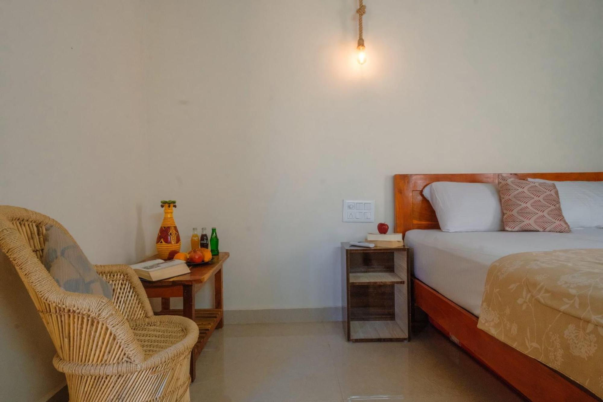 The Hideout Cottage And Restaurant Hampi Εξωτερικό φωτογραφία